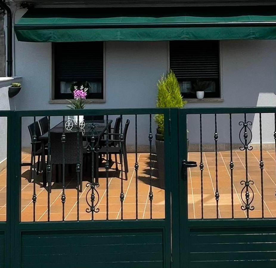Apartamentos A Illa Redondela Eksteriør bilde